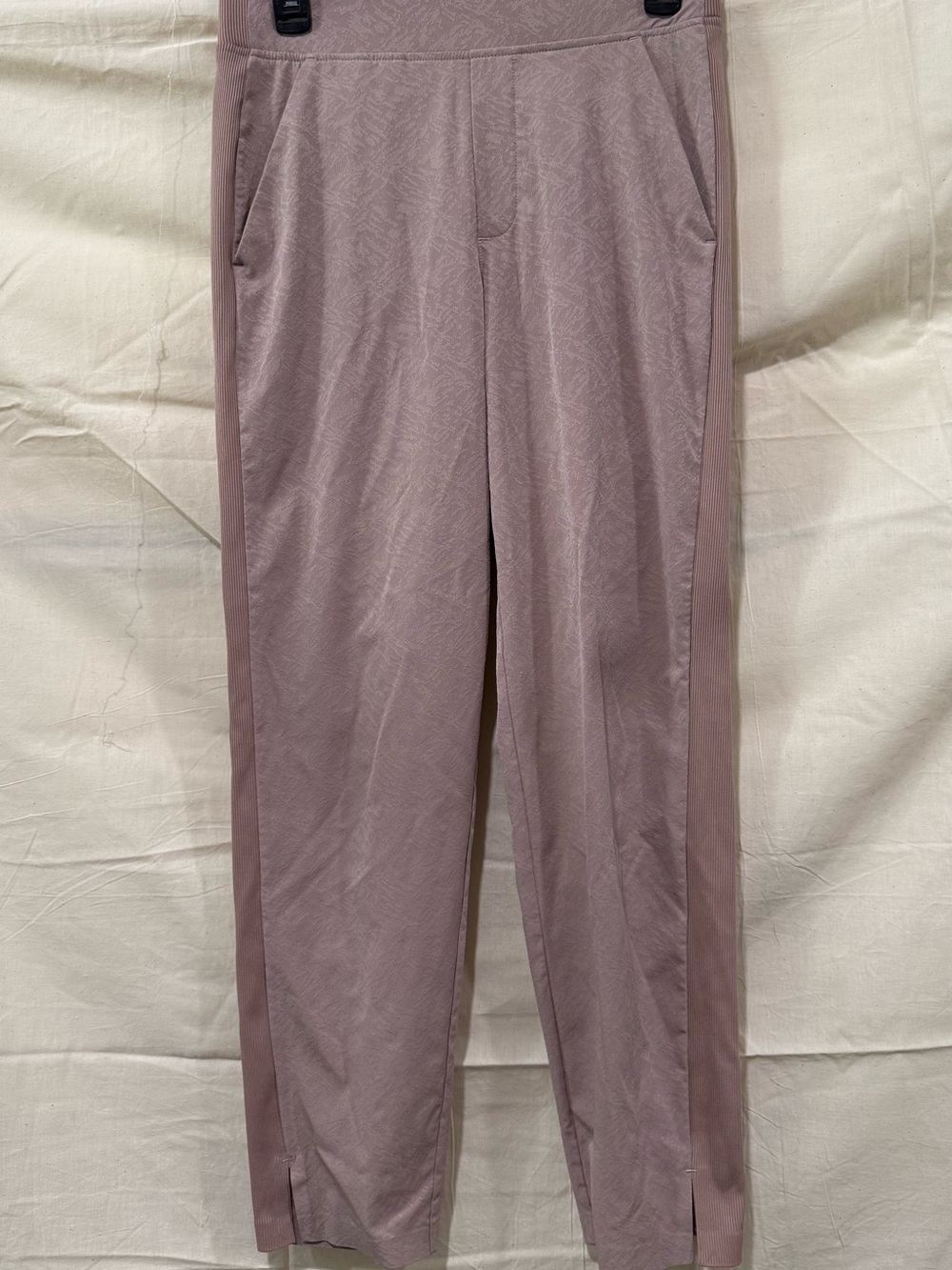 Athleta Women’s Lilac Jogger Pants
